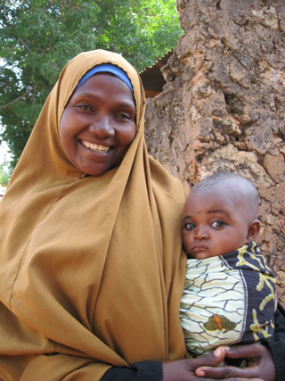 Fatima Khadiru Kamis, Tanzania: Photograph courtesy of Ten Thousand Villages